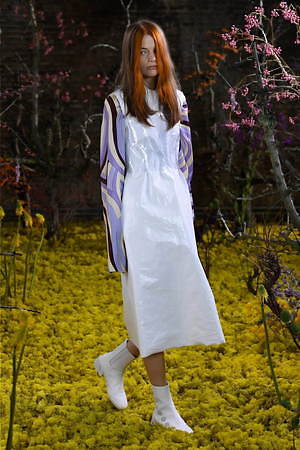 ラフ シモンズ(RAF SIMONS) 2021年春夏ウィメンズ&メンズコレクション  - 写真16