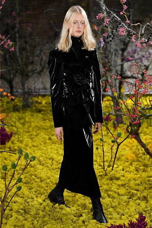 ラフ シモンズ(RAF SIMONS) 2021年春夏ウィメンズ&メンズコレクション  - 写真24