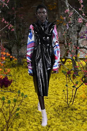 ラフ シモンズ(RAF SIMONS) 2021年春夏ウィメンズ&メンズコレクション  - 写真46