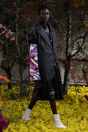 ラフ シモンズ(RAF SIMONS) 2021年春夏ウィメンズ&メンズコレクション  - 写真47