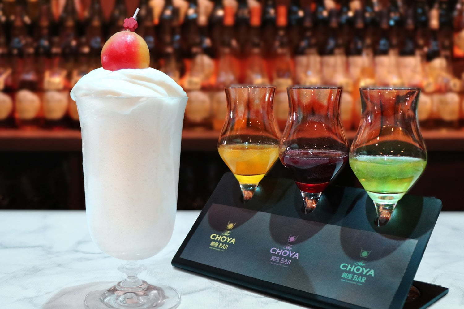 梅酒｜ザ・チョーヤ 銀座 BAR"中の見えない" 梅ミルクエスプーマパフェ、3種の梅シロップをかけて