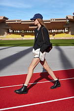 セリーヌ 2021年春夏ウィメンズコレクション、みずみずしい“希望”に満ちた若者たちへ｜写真36