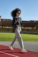 セリーヌ 2021年春夏ウィメンズコレクション、みずみずしい“希望”に満ちた若者たちへ｜写真43