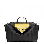 フェンディ“落書き”風アートのメンズウェアやバッグを阪急メンズ大阪で、ミスター・ドゥードゥルとコラボ｜写真15