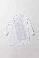 コム デ ギャルソンの新プロジェクト、川久保玲が表現者8名の作品をリデザインしたアパレル販売｜写真6