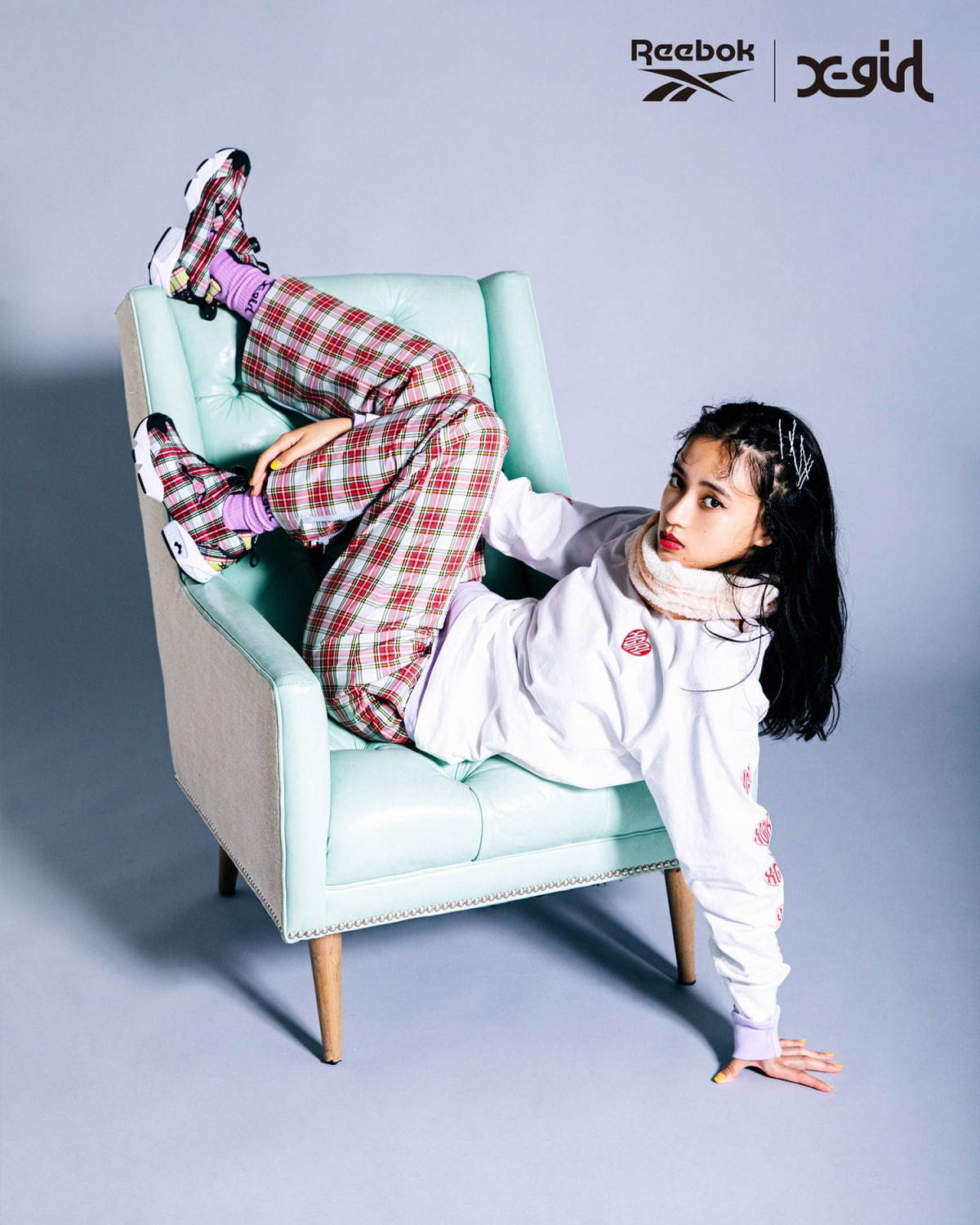 X-girlとReebokが約5年ぶりのコラボ！タータンチェック柄のインスタポンプ フューリーやアパレルなど発売 | Emo!miu｜エモミュー