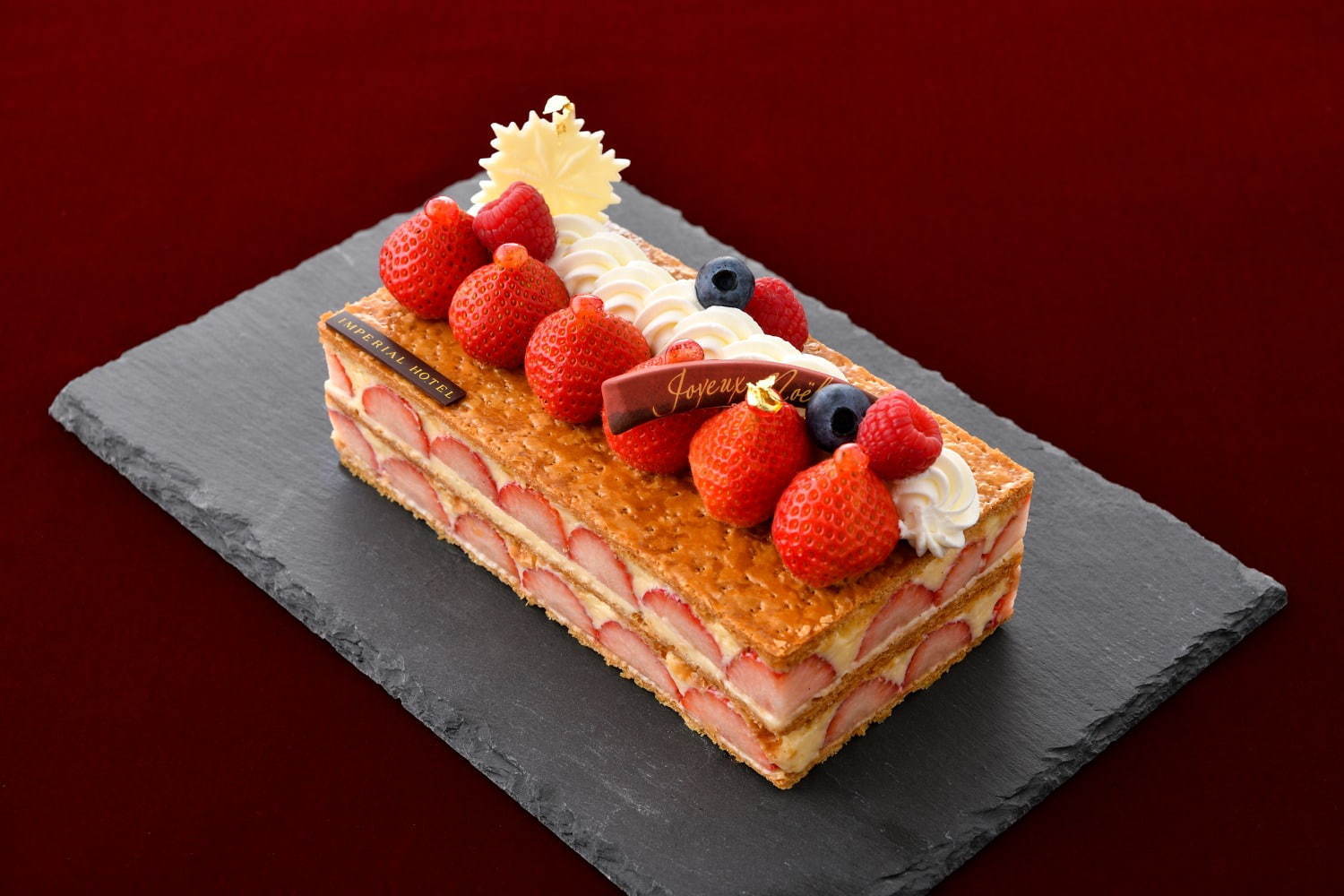 帝国ホテル 大阪のクリスマスケーキ2020、“ドアマン・スヌーピー”のシルクハット型ケーキなど｜写真9