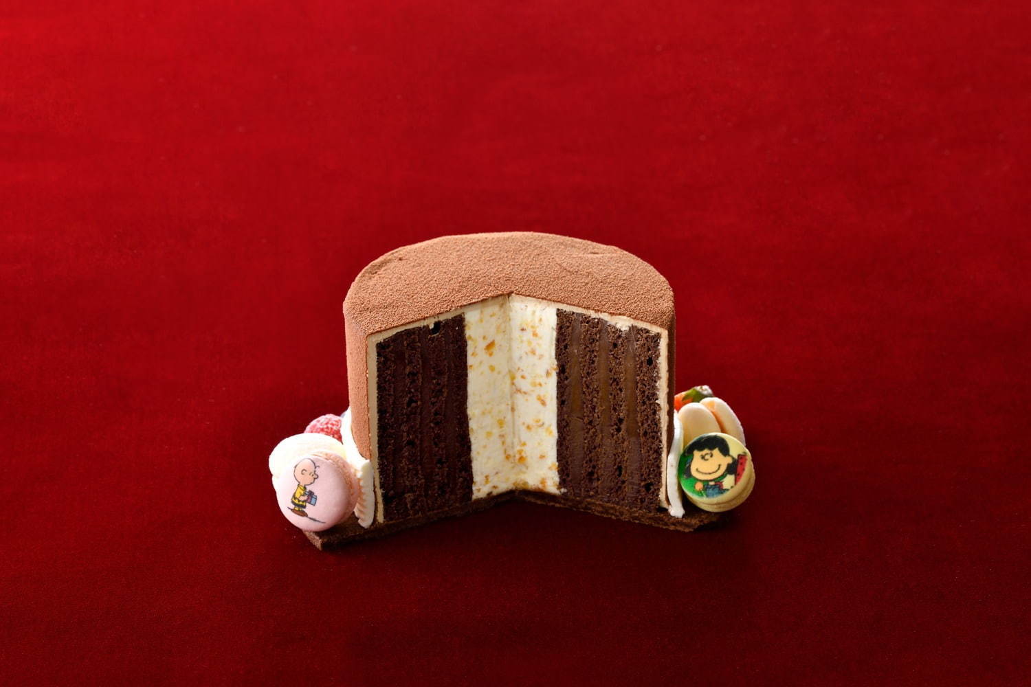 帝国ホテル 大阪のクリスマスケーキ2020、“ドアマン・スヌーピー”のシルクハット型ケーキなど｜写真3
