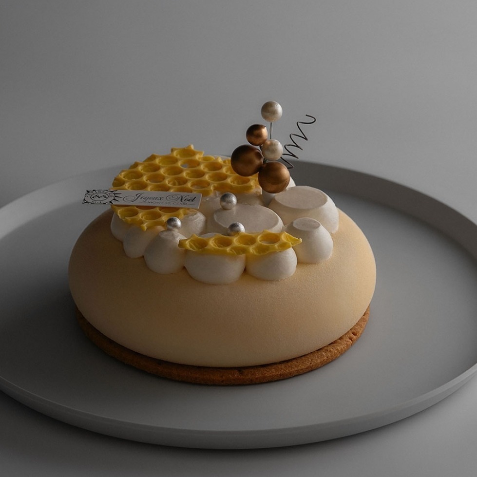 モンサンクレールのクリスマスケーキ、“ツリー”に見立てたピスタチオのケーキや蜂蜜×チーズムース｜写真3