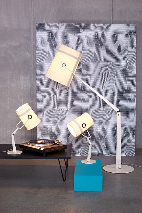 ディーゼルのホームコレクション新作-水銀の滴のようなランプや流れるようなラインのチェア｜写真16