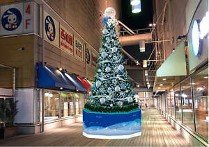 お台場イルミネーション Yakei 冬仕様に 海 をイメージしたクリスマスツリーなど ファッションプレス