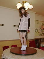 ジェニーファックス 2021年春夏コレクション - 幻想の中、軽やかで甘い綿飴のように｜写真8