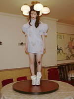 ジェニーファックス 2021年春夏コレクション - 幻想の中、軽やかで甘い綿飴のように｜写真21