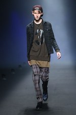 ラッド ミュージシャン 2013-14年秋冬コレクション - 縦のレイヤード効果で、新感覚のユルさを提案｜写真37