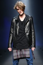 ラッド ミュージシャン 2013-14年秋冬コレクション - 縦のレイヤード効果で、新感覚のユルさを提案｜写真40