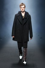 ラッド ミュージシャン 2013-14年秋冬コレクション - 縦のレイヤード効果で、新感覚のユルさを提案｜写真51