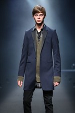 ラッド ミュージシャン 2013-14年秋冬コレクション - 縦のレイヤード効果で、新感覚のユルさを提案｜写真87