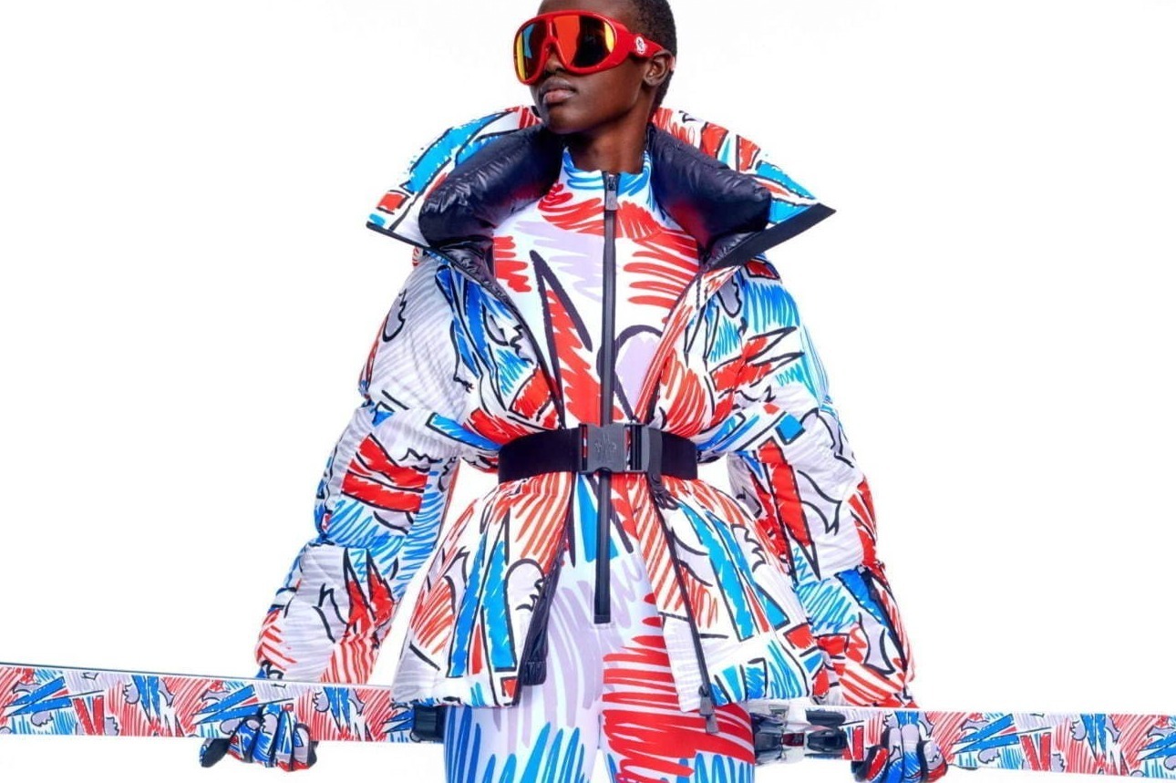 3 モンクレール グルノーブルの新作ダウンジャケット、鉛筆やブラシタッチのカラフルプリント