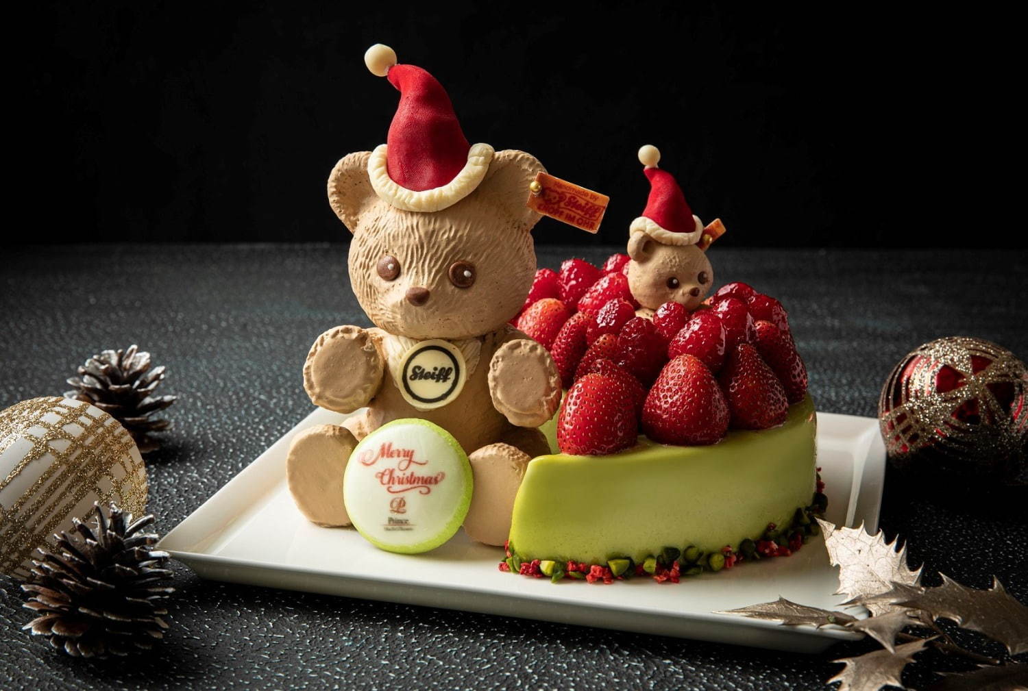 シュタイフのテディベアをモチーフにしたクリスマスケーキ、ザ・プリンスギャラリー 東京紀尾井町から｜写真1