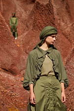 タトラス 2021年春夏ウィメンズコレクション - 希望に満ちた服を“新しい世界”で纏う｜写真20