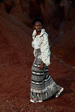 タトラス 2021年春夏ウィメンズコレクション - 希望に満ちた服を“新しい世界”で纏う｜写真30