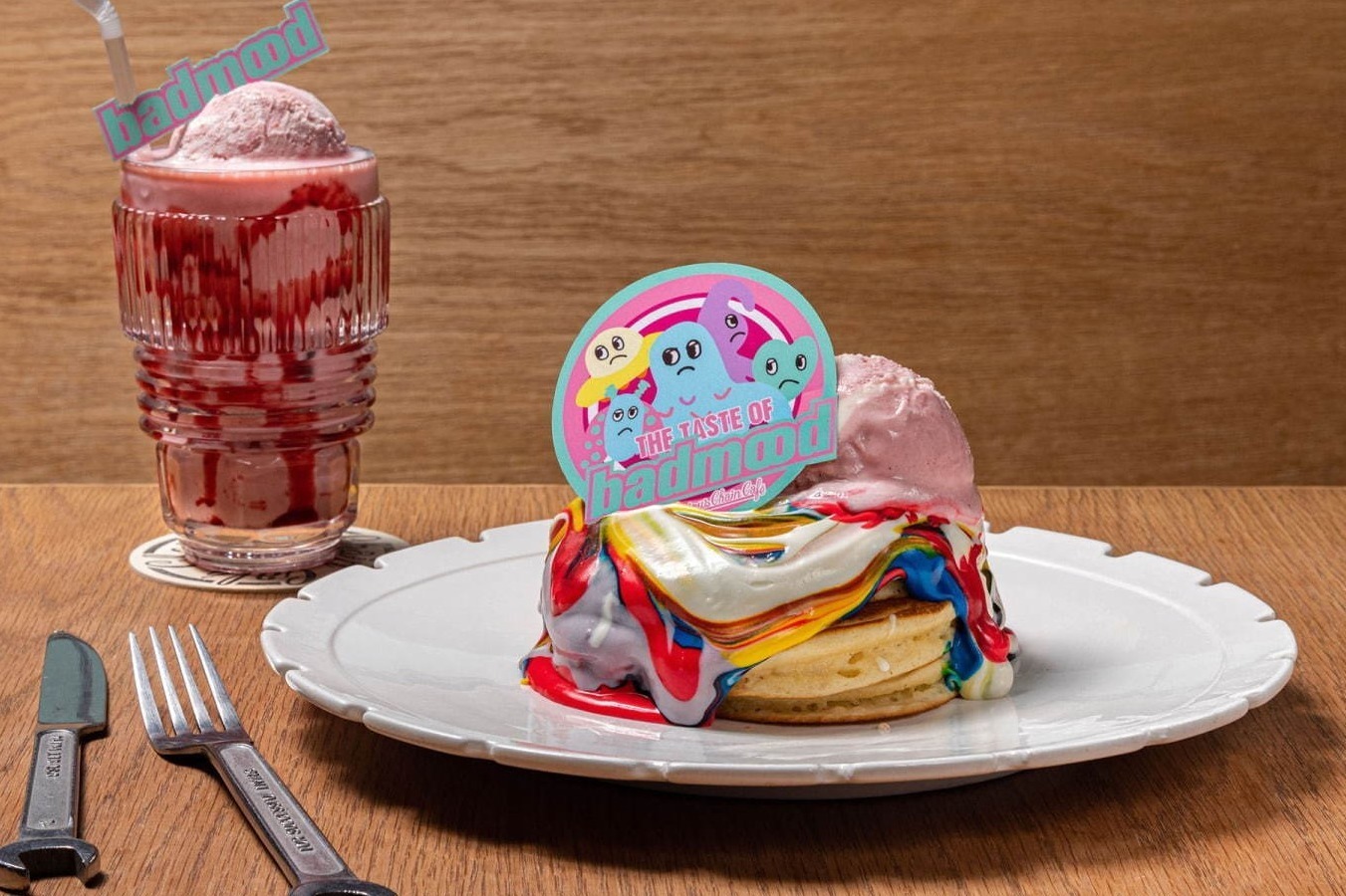 三井アウトレットパーク｜ディーゼルのグロリアスチェーンカフェ“マーブル模様”パンケーキ、セカオワFukaseのアニメとコラボ