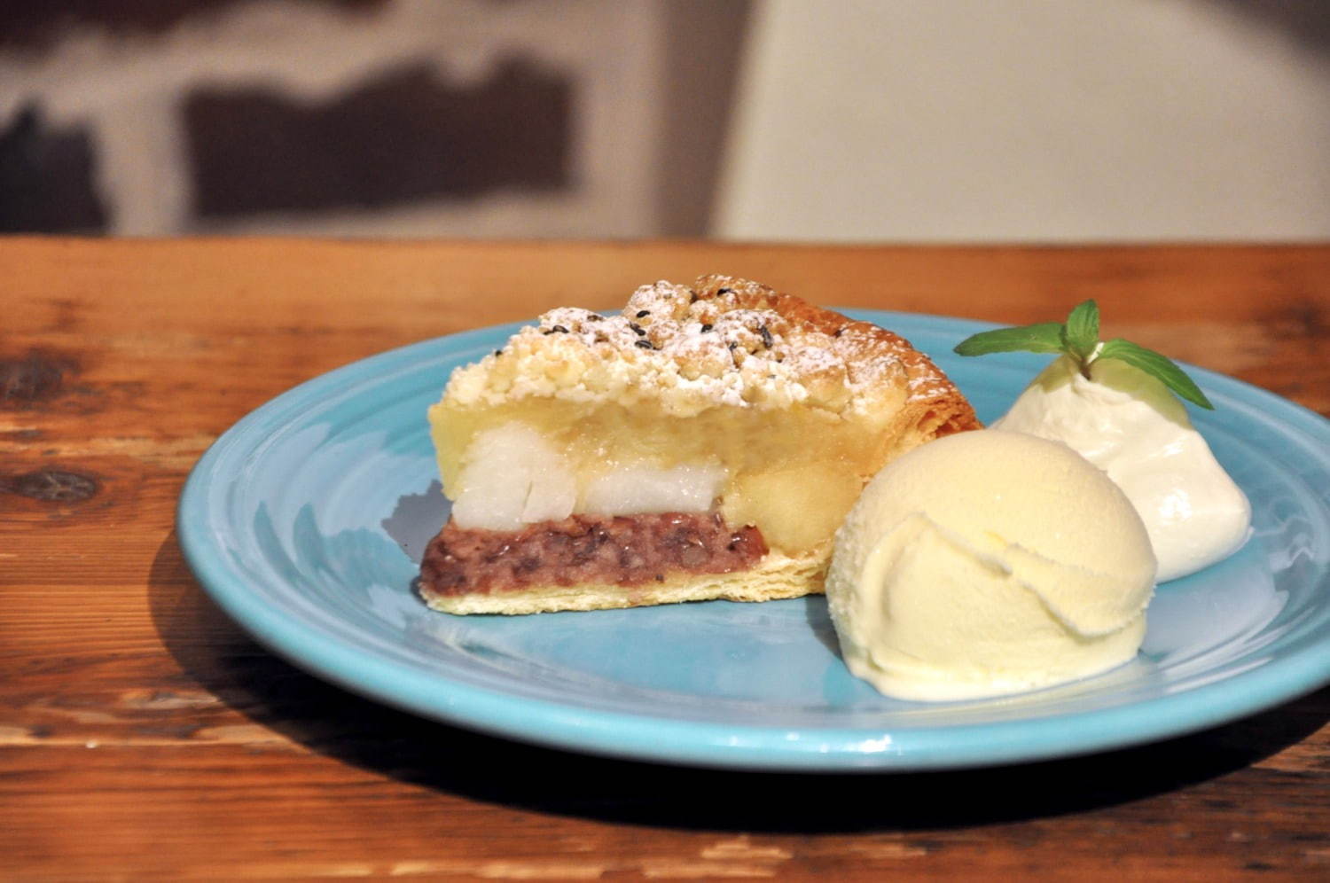 グラニースミス アップルパイ アンド コーヒー(GRANNY SMITH APPLE PIE & COFFEE) あんこ餅 アップルパイ｜写真1