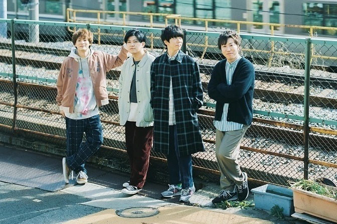 Sumikaの両a面シングル 本音 Late Show 初回限定盤には全8曲収録の特典cd付属 ファッションプレス