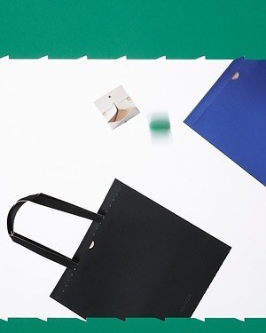 16000円新宿 仕入元直送品 GOOD GOODS ISSEY MIYAKE PACKAGE