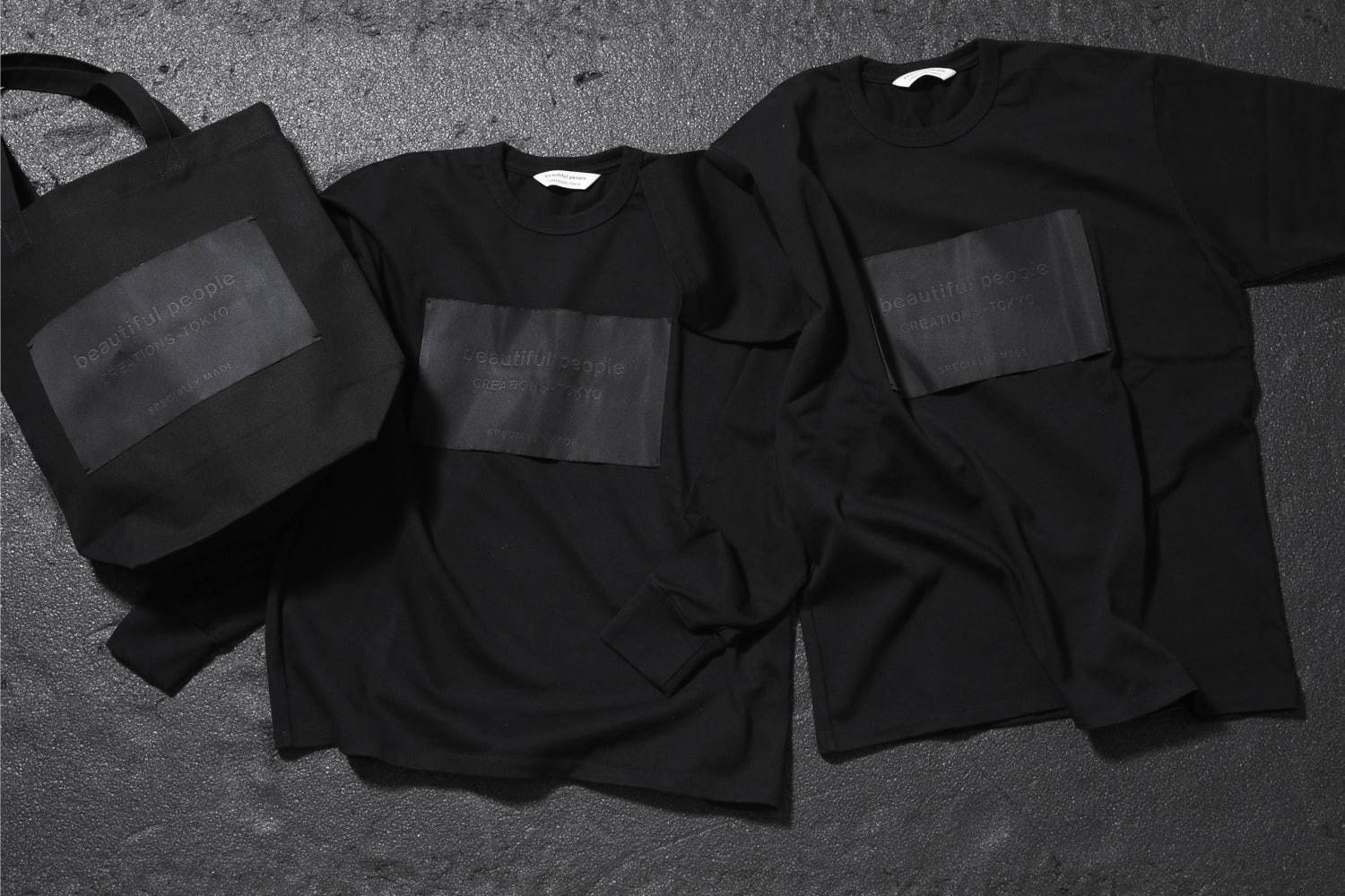 ビューティフルピープル、ブラックロゴの“真っ黒”Tシャツ＆トートバッグ｜写真6