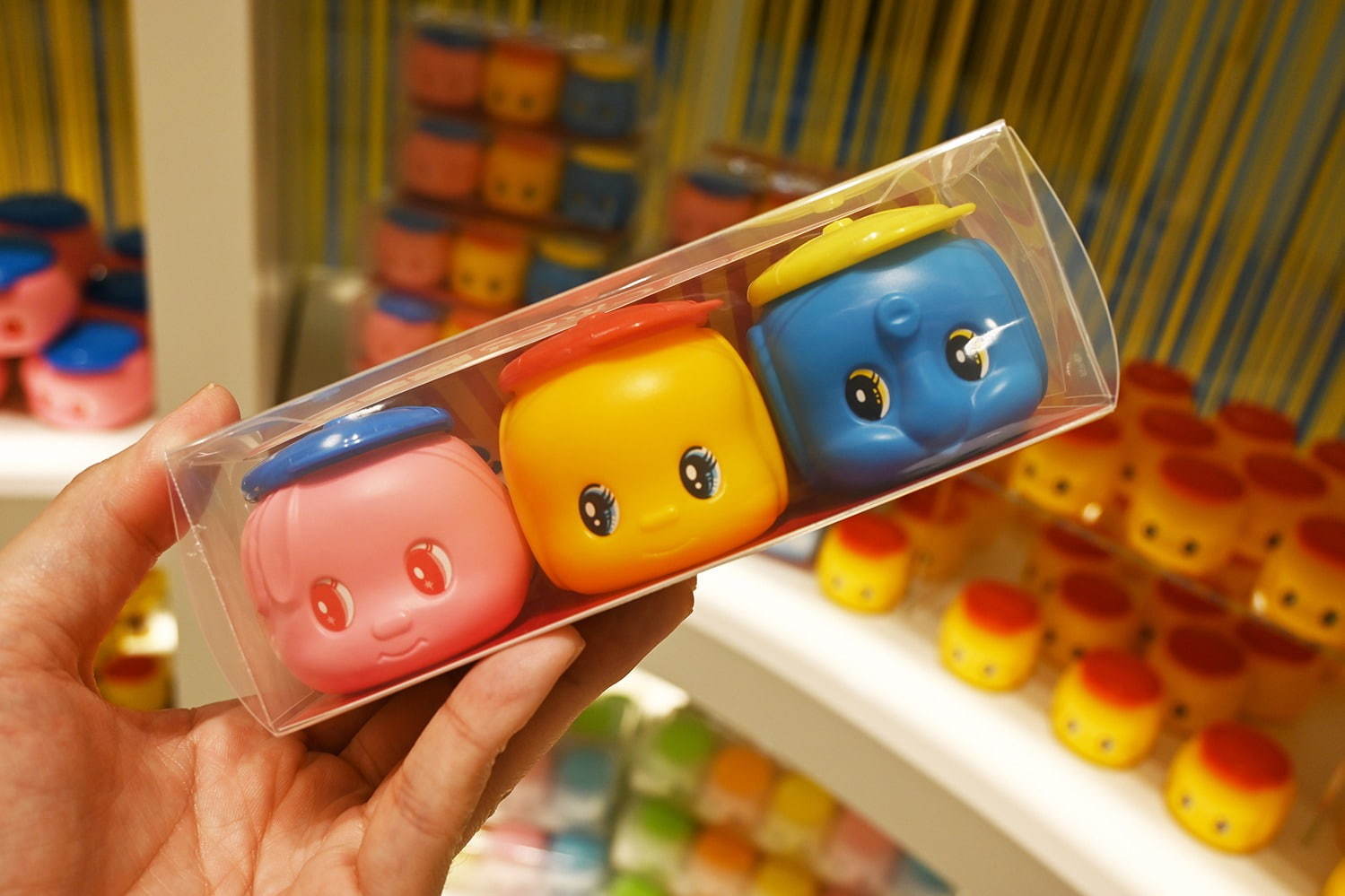 「フエキショップ」心斎橋パルコにオープン、“フエキくん容器”入りソフトクリーム＆コスメなど｜写真9