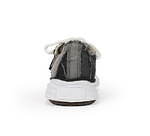 メゾン ミハラヤスヒロ“デニムのパッチワーク仕様”のスニーカー、バウ ワウ＆レコグナイズとコラボ｜写真3