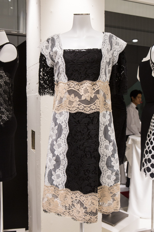 セレクトショップIZAが関東初進出、南青山に新店舗 - バルマン、マックイーンなど展開＆ヌメロの限定アイテムも｜写真14