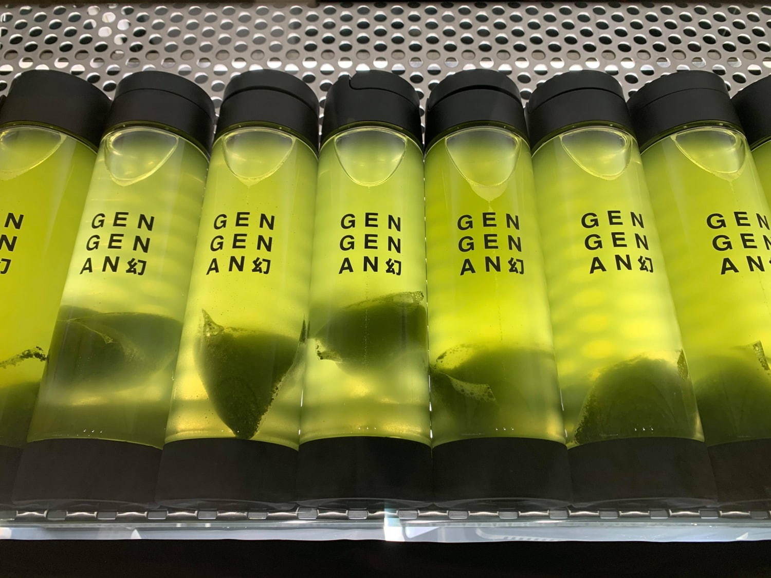 現代の茶屋「GEN GEN AN 幻」銀座ソニーパークに出店、こだわり日本茶や“茶”テーマの洋菓子｜写真1