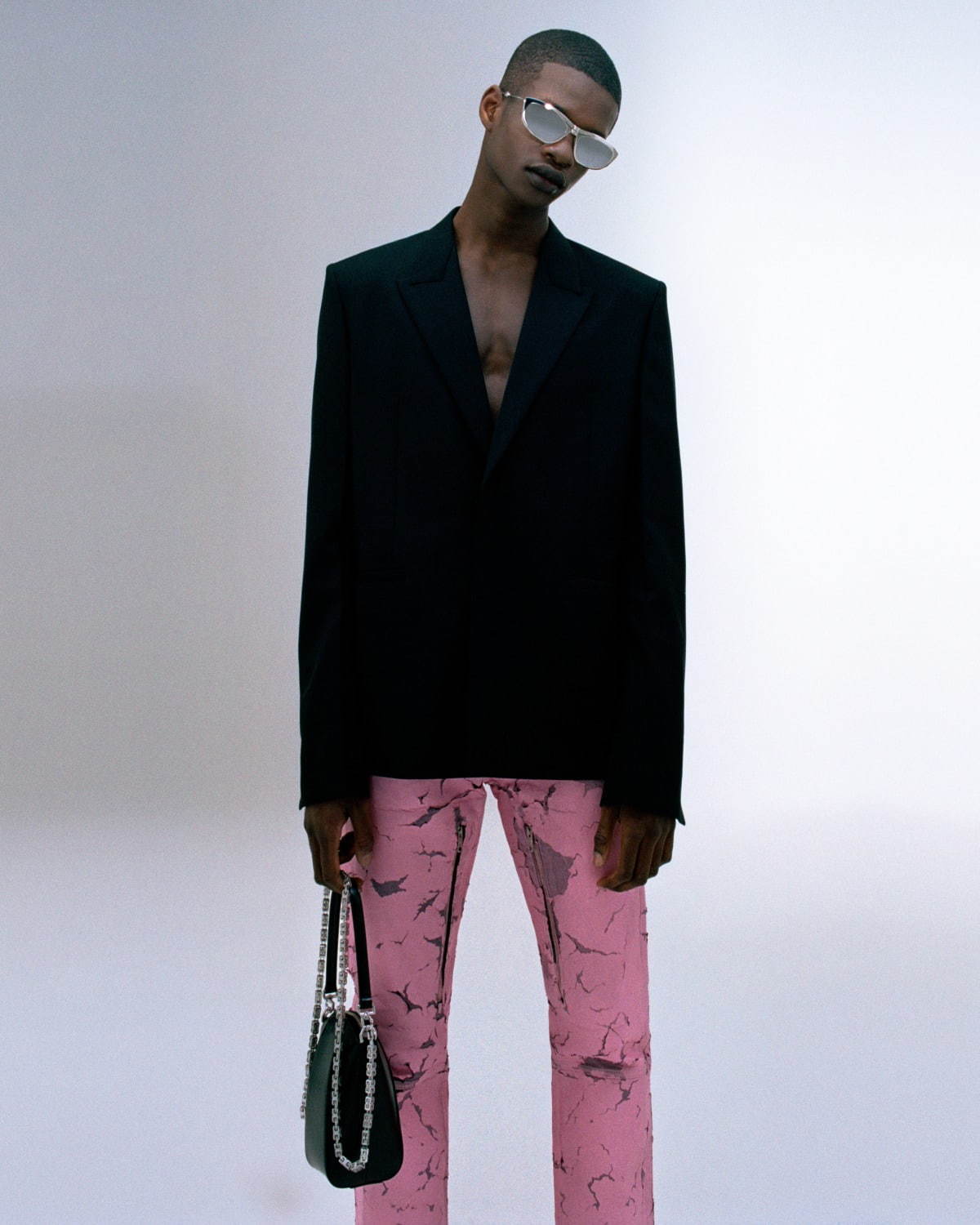 ジバンシィ(Givenchy) マシュー・M・ウィリアムズ｜写真3