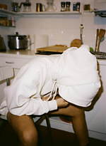 ディーゼルのクリスマス、鮮やかなペイントのデニムジャケット＆ベルベット風デニムスカート｜写真39