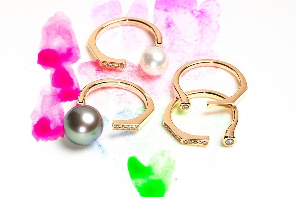 クリスマス｜ヒロタカのクリスマスジュエリー、“まるでキャビア”極小パールのイヤカフやタロットカード着想のピアス