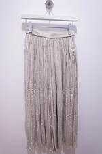 ユニクロの2021年春夏新作“家でも外でも”着れるジャケットやパンツ、UT新作コラボも｜写真21