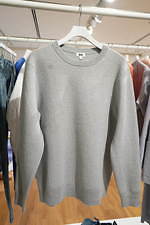 ユニクロの2021年春夏新作“家でも外でも”着れるジャケットやパンツ、UT新作コラボも｜写真13