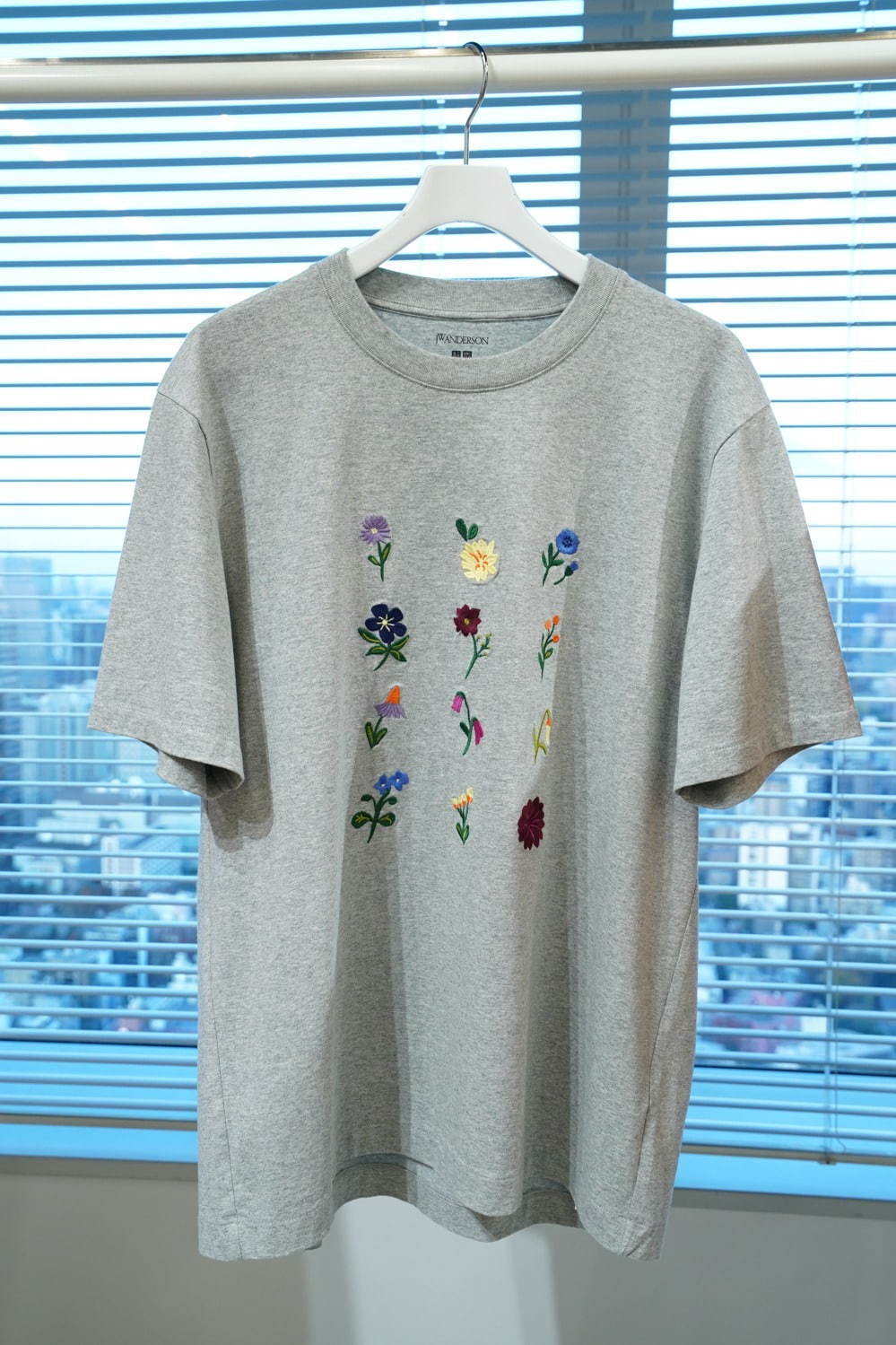 ユニクロ×JW アンダーソン21年春夏＜ウィメンズ＞刺繍入りワンピースやブラウス｜写真61
