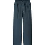 ユニクロ ユー21年春夏ウィメンズ新作、90年代着想のミニマルワンピース＆フレアスカート｜写真79