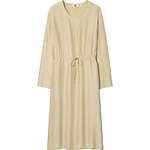 ユニクロ ユー21年春夏ウィメンズ新作、90年代着想のミニマルワンピース＆フレアスカート｜写真116