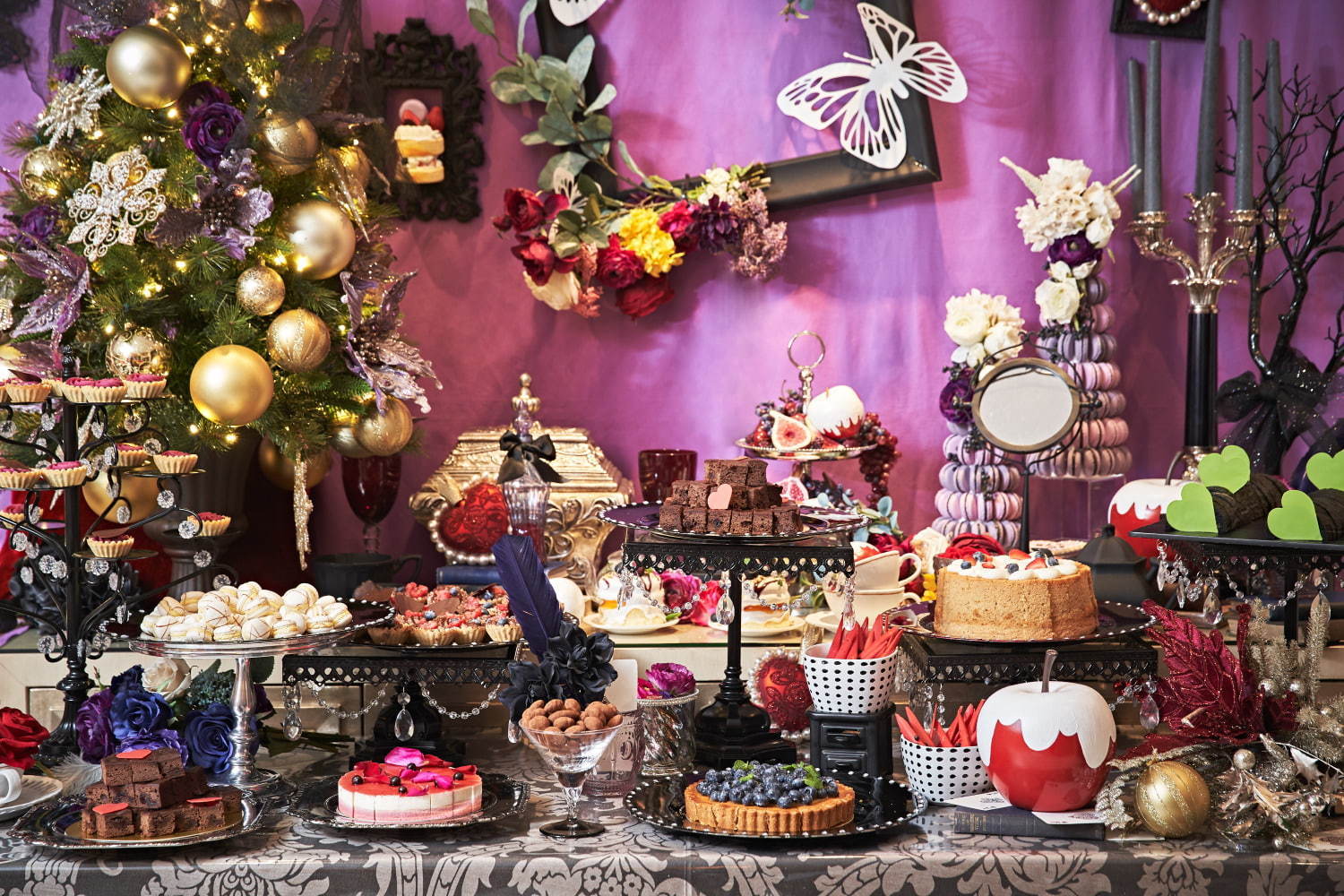 "ヴィランズのクリスマスパーティー"モチーフのスイーツブッフェが東京で、ハートの女王のチョコなど｜写真4