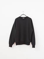 オーラリー×スタイリスト私物、カシミヤで“極上の着心地"実現したフーディーやコート｜写真4