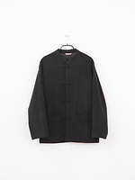 オーラリー×スタイリスト私物、カシミヤで“極上の着心地"実現したフーディーやコート｜写真8