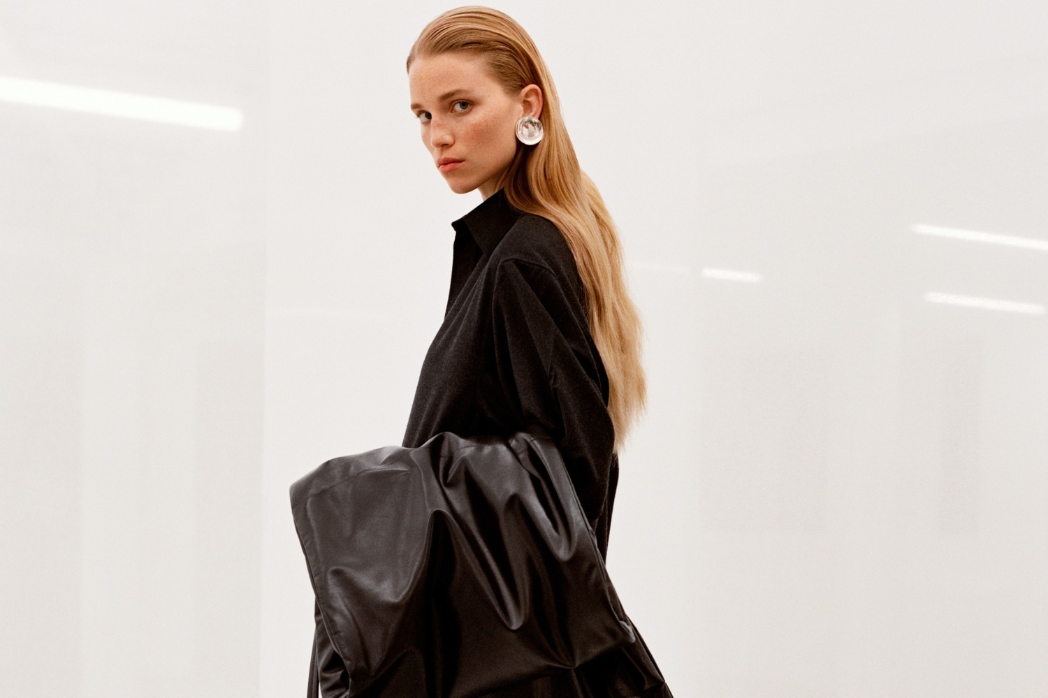 フィービー ファイロ コレクション「C」 2025-26年秋冬 ウィメンズ コレクション