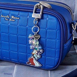 サマンサタバサプチチョイス ディズニー 掃除するシンデレラ 着想の財布 バブル チャーム ファッションプレス サマンサタバサプチチョイス ディズニー 掃除するシンデレラ 着想の財布 バブル チャーム ファッションプレス