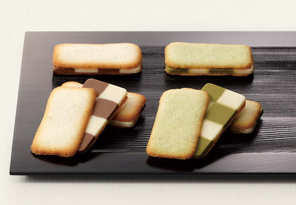 市松模様チョコレート 花びら 食感クッキーのショコラサンド 花かまくら が鎌倉五郎本店で ファッションプレス 市松模様チョコレート 花びら 食感クッキーのショコラサンド 花かまくら が鎌倉五郎本店で ファッションプレス