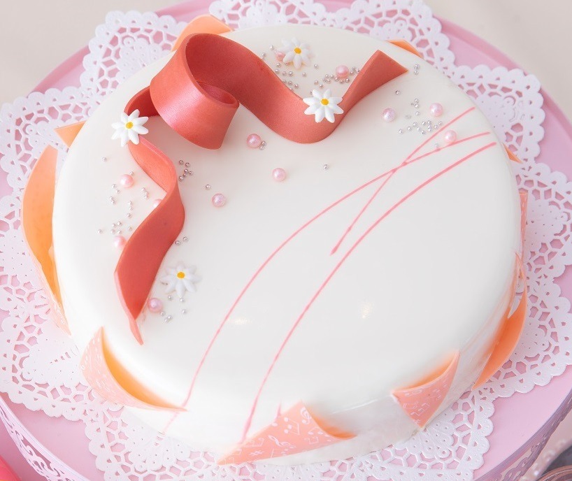 ヒルトン大阪“バレリーナ”着想の苺スイーツビュッフェ、ドレスのようなアップル＆ベリーのケーキなど｜写真6