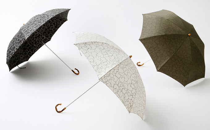 ビューティフル ピープルのレイングッズで雨の日もハッピーに - レインモッズコートや傘などが限定発売 | 写真